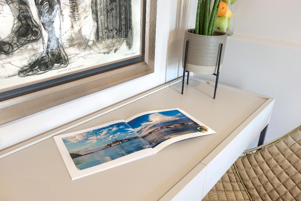Apartments Palm View Rovinj Luaran gambar
