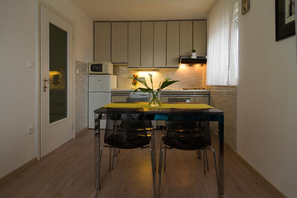 Apartments Palm View Rovinj Luaran gambar