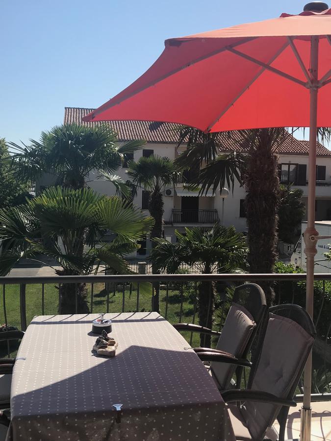 Apartments Palm View Rovinj Luaran gambar
